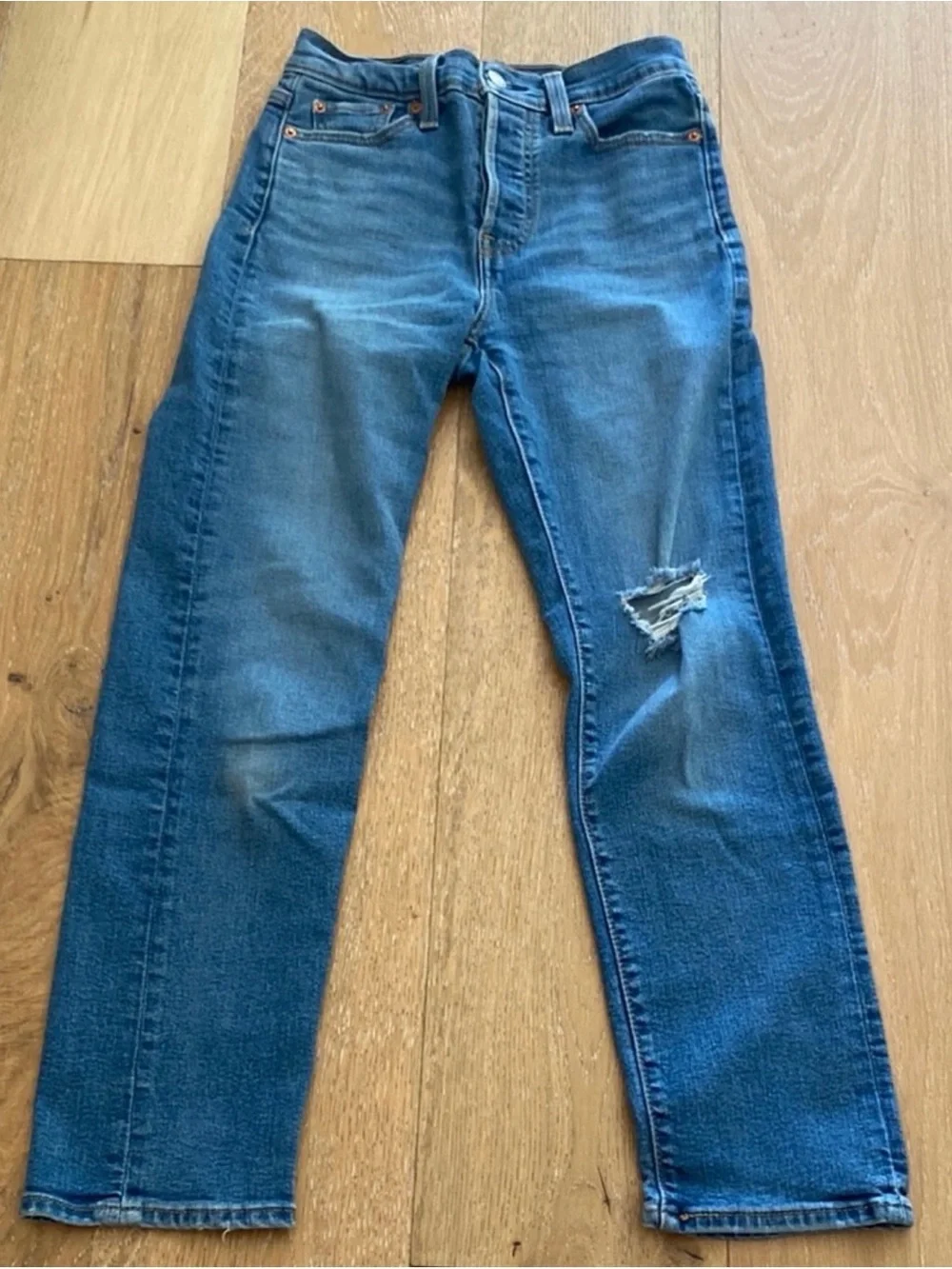LEVIS Wedgie Straight Crop (25) - Picture 1 of 11